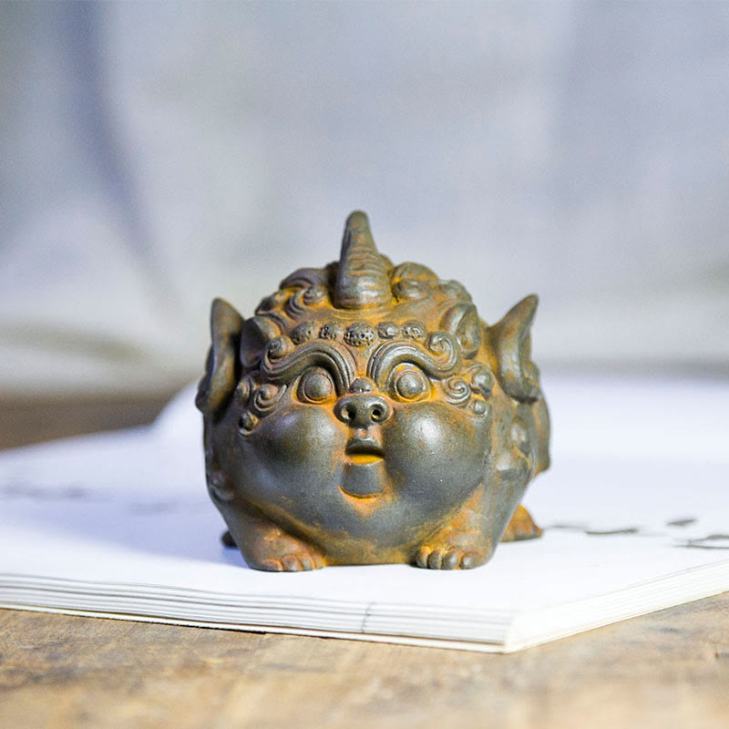 Estatua de resina fundida con óxido de hierro en polvo de PiXiu hecha a mano con Buddha Stones para decoración del hogar - Versión Rust 9*9cm - image 0
