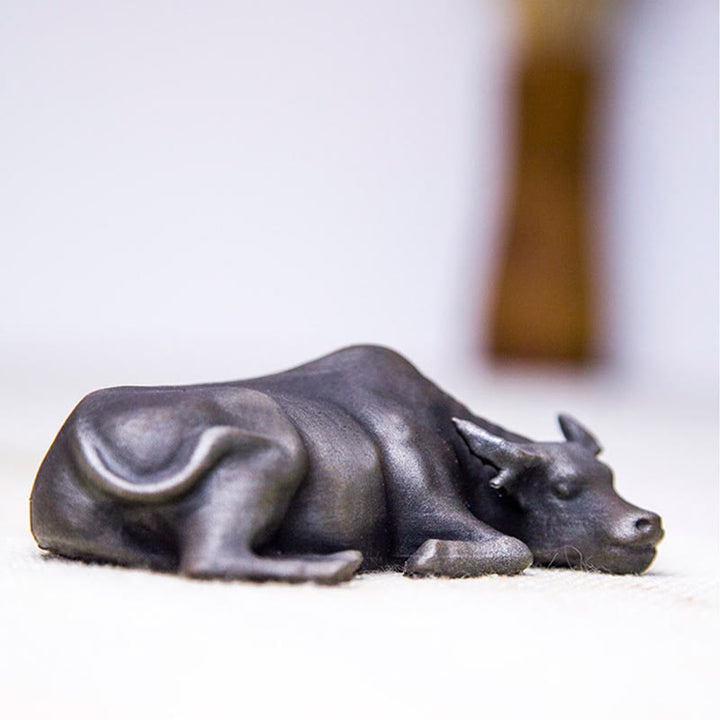 Estatua de resina fundida con óxido de hierro en polvo de toro de búfalo de agua pequeño hecha a mano con Buddha Stones para decoración del hogar - image 15