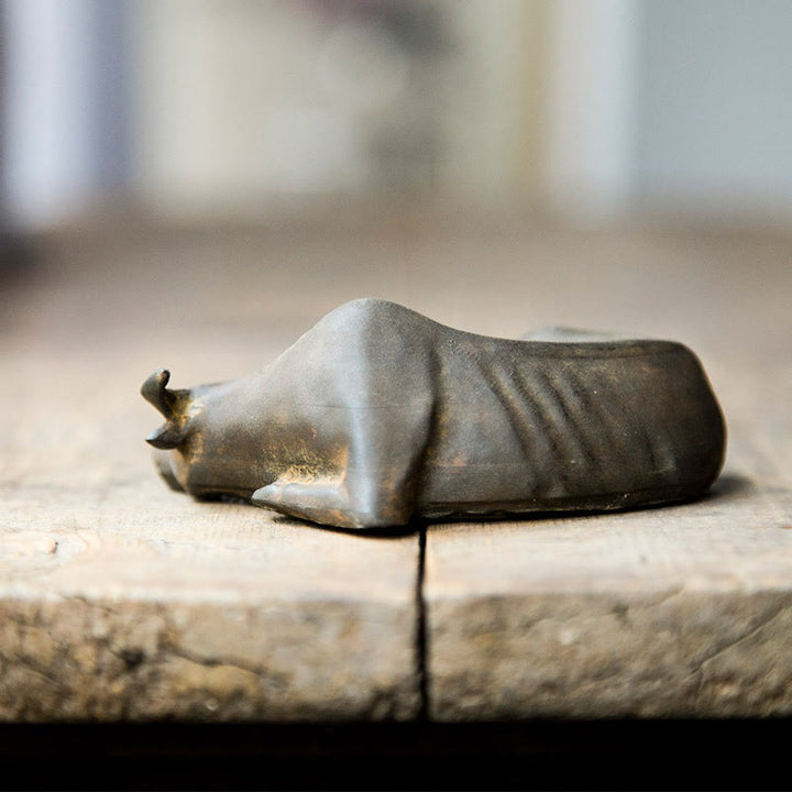 Estatua de resina fundida con óxido de hierro en polvo de toro de búfalo de agua pequeño hecha a mano con Buddha Stones para decoración del hogar - image 3