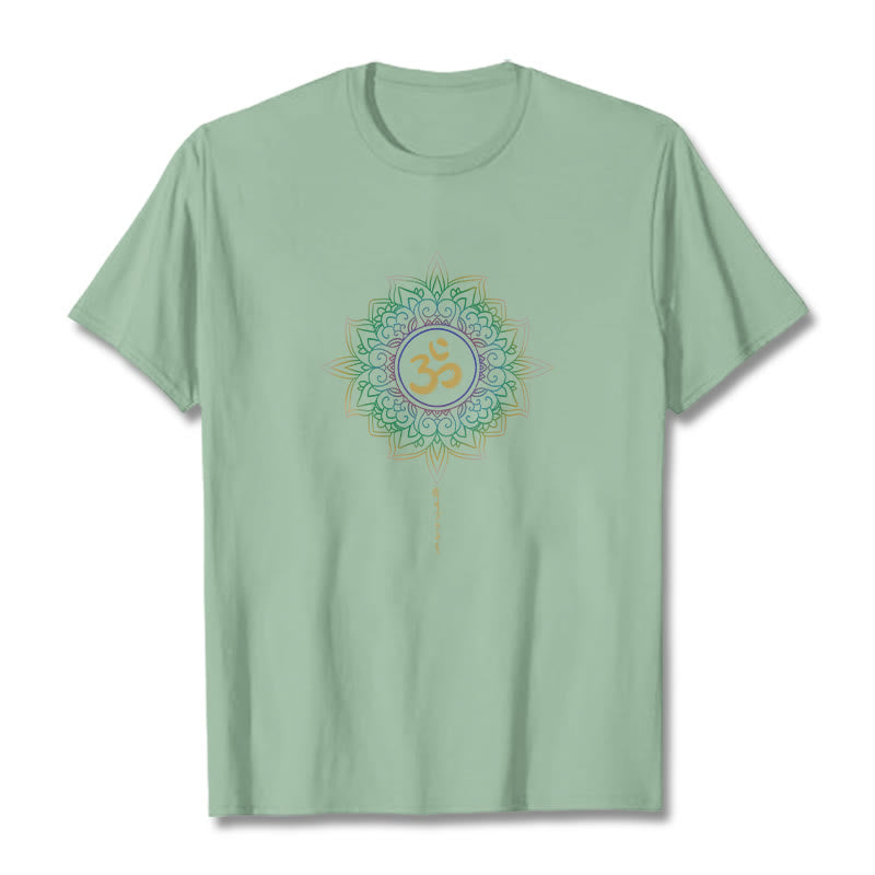 Camiseta de algodón con diseño de loto en degradado verde y amarillo con Buddha Stones OM - Verde pálido - 2XL - image 13