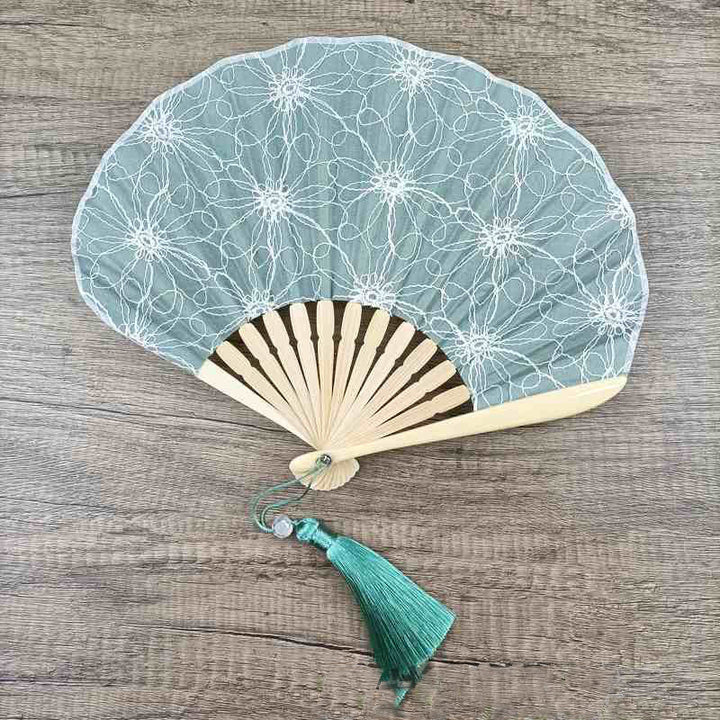 Abanico plegable de bambú de mano con borlas y forma de concha con bordado de flores grandes y retro con Buddha Stones - image 2