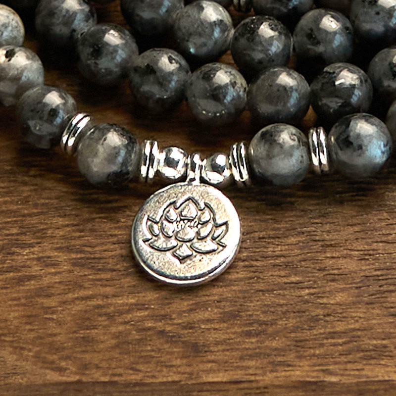Pulsera de positividad de loto con piedra negra brillante natural multicapa con 108 cuentas de Buddha Stones