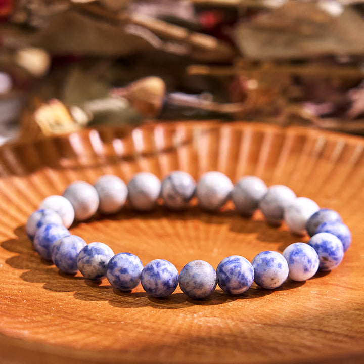 Pulsera de tranquilidad y calma de la serie azul Let The Past Go de Buddha Stones