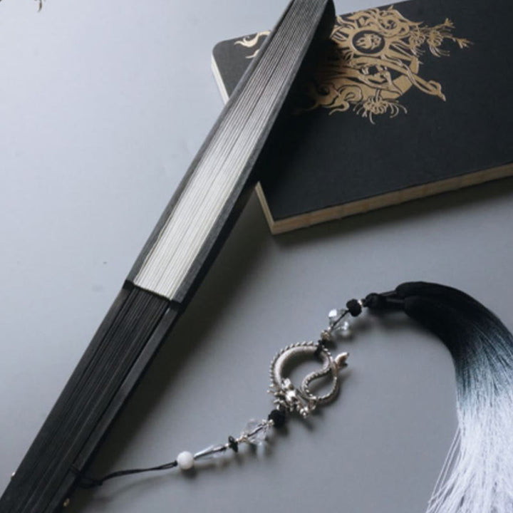 Buddha Stones Abanico plegable de bambú de mano con papel de arroz degradado en tinta blanca y negra - image 10