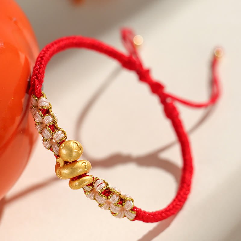 Pulsera de la suerte con forma de corazón y flor de durazno con hilo rojo del año de la serpiente en plata de ley 999 hecha a mano con Buddha Stones