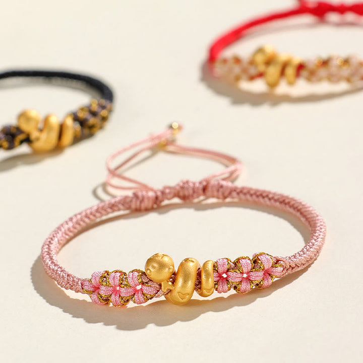 Pulsera de la suerte con forma de corazón y flor de durazno con hilo rojo del año de la serpiente en plata de ley 999 hecha a mano con Buddha Stones