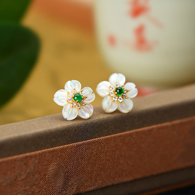Pendientes de bendición de flor de jade con piedra Tridacna de plata de ley 925 de Buddha Stones