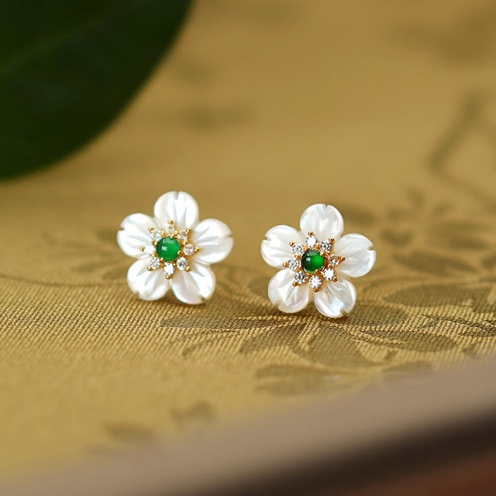 Pendientes de bendición de flor de jade con piedra Tridacna de plata de ley 925 de Buddha Stones
