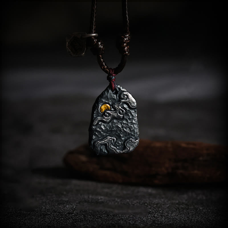 Collar con colgante de protección de nubes auspiciosas con Buddha Stones en plata de ley 999 y oro de 24 k - Cuerda de cera de plata de ley 999 - image 0