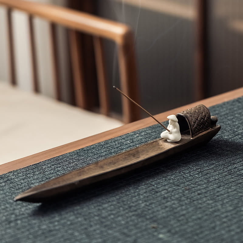 Quemador de incienso de cerámica marrón con forma de pescador y curación zen con Buddha Stones - image 2