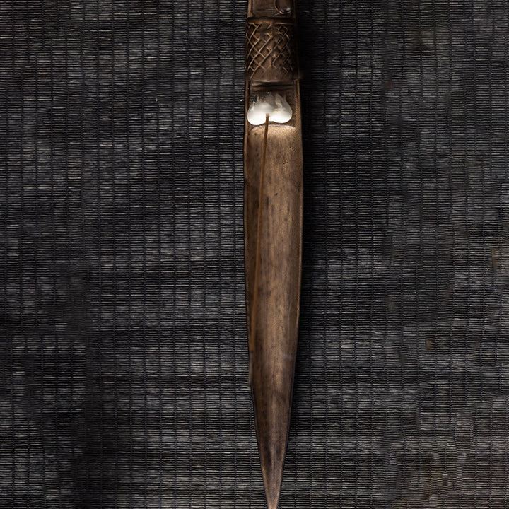 Quemador de incienso de cerámica marrón con forma de pescador y curación zen con Buddha Stones - image 7