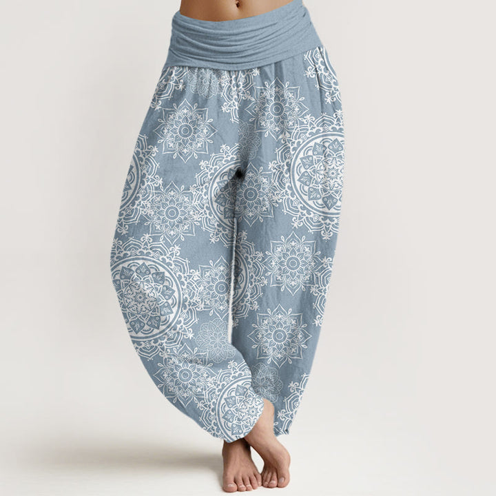 Pantalón tipo harem de cintura elástica para mujer, de algodón blanco con diseño de mandala floral y Buddha Stones. - Azul claro - US22，UK/AU26，EU54 (6XL) - image 4