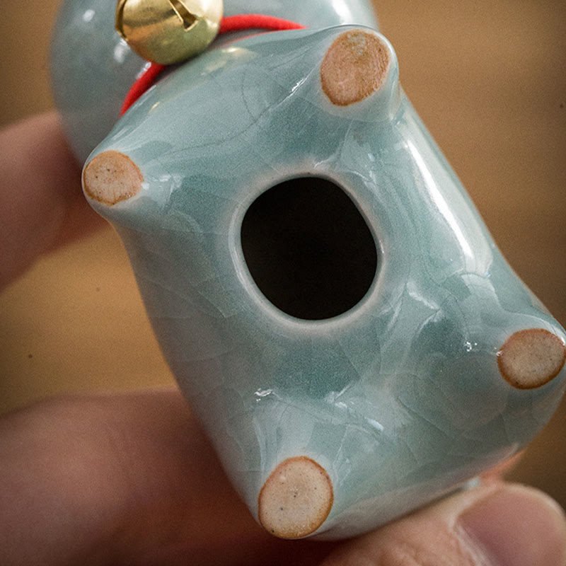 Figura decorativa de cerámica para escritorio del hogar con forma de gato y campana de la suerte en Buddha Stones - image 15