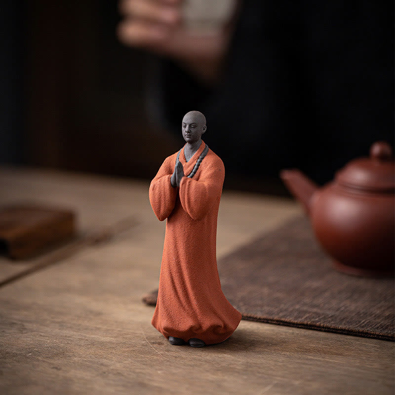Figura de monje meditando y rezando con Buddha Stones, cerámica, compasión, serenidad, decoración del hogar - image 5