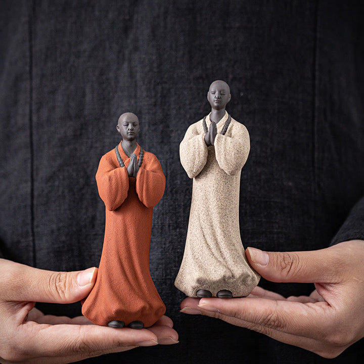 Figura de monje meditando y rezando con Buddha Stones, cerámica, compasión, serenidad, decoración del hogar - image 8