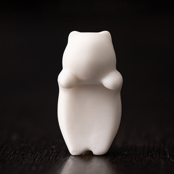 Figura decorativa de cerámica para escritorio del hogar con forma de gato blanco colgante de Buddha Stones - image 3