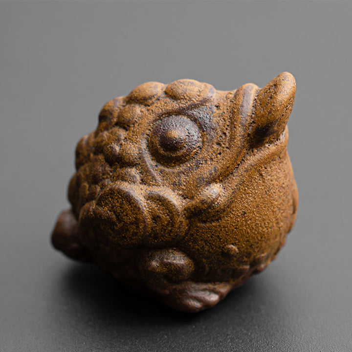 Figura decorativa de cerámica para escritorio del hogar con forma de gato de pie en miniatura con forma de rana y Buddha Stones - Sapo Rana Feng Shui 5*4,5*4,5 cm - image 11