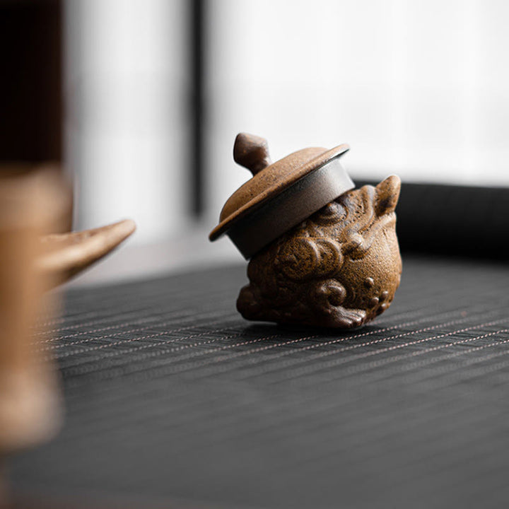 Figura decorativa de cerámica para escritorio del hogar con forma de gato de pie en miniatura con forma de rana y Buddha Stones - image 12