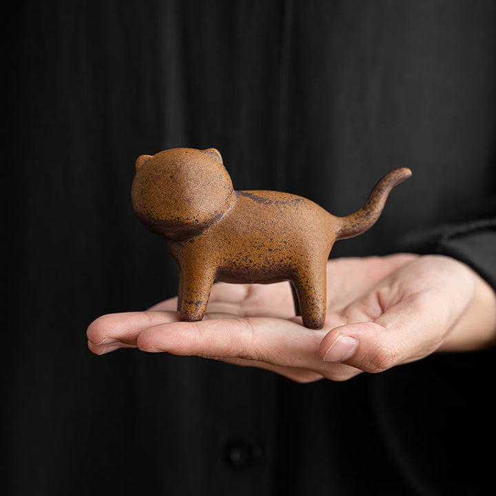 Figura decorativa de cerámica para escritorio del hogar con forma de gato de pie en miniatura con forma de rana y Buddha Stones - image 2