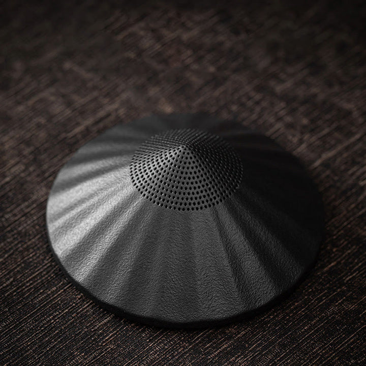 Colador de cerámica con forma de monje zen y piedras de Buddha Stones , accesorio para té, figurita decorativa para el hogar - Colador de sombrero negro 8,3 x 3,2 cm - image 2