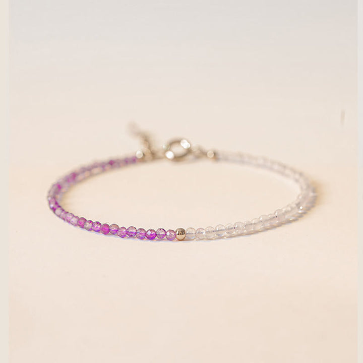 Pulsera de paz interior de cobre bañada en oro de 14 k con cuentas ultrafinas de amatista natural de 2,5 mm y Buddha Stones