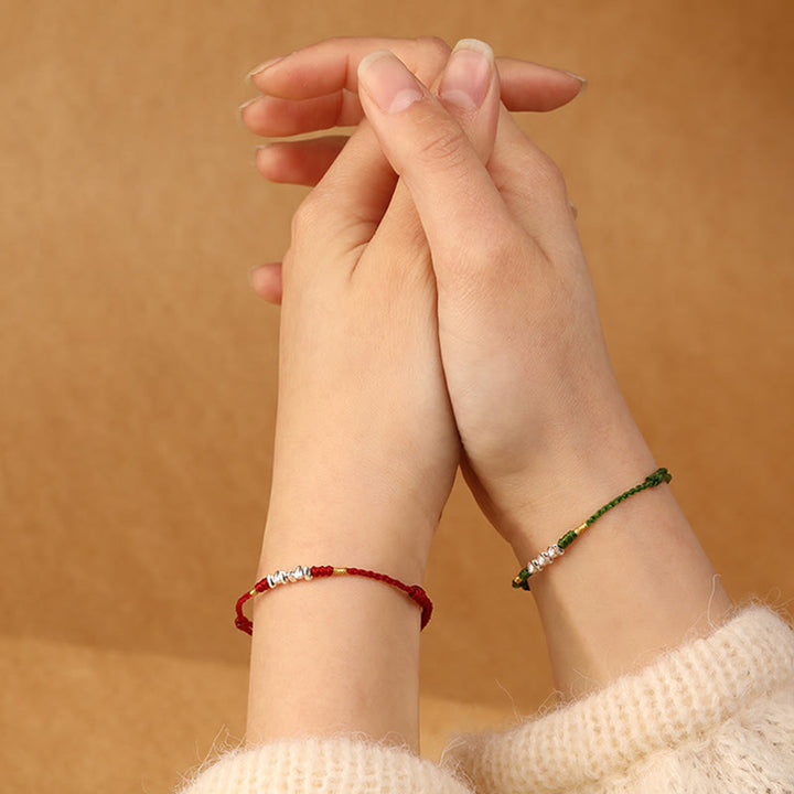 Pulsera trenzada ultrafina con hilo de plata de ley 925 y Buddha Stones para proteger la suerte