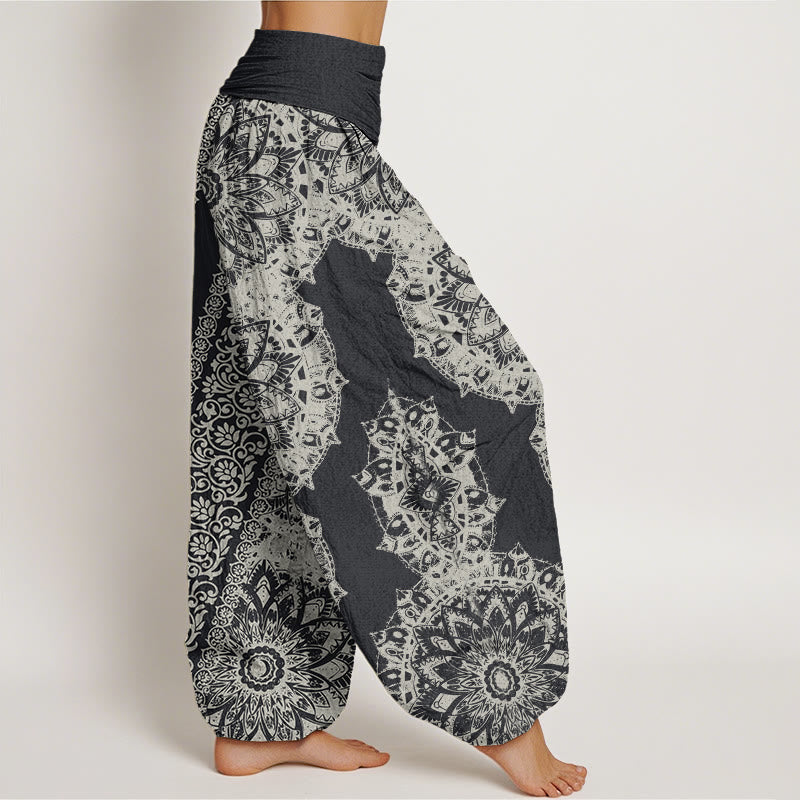 Pantalones bombachos de cintura elástica para mujer con estampado mandala de algodón con Buddha Stones y flores paralelas - image 1