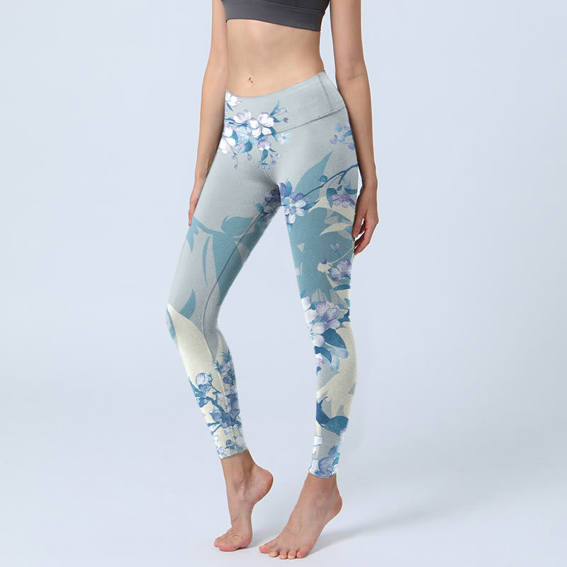 Leggings de yoga para mujer con estampado de flores blancas y azules y Buddha Stones - Azul claro - US18，UK/AU22，EU50 (4XL) - image 0