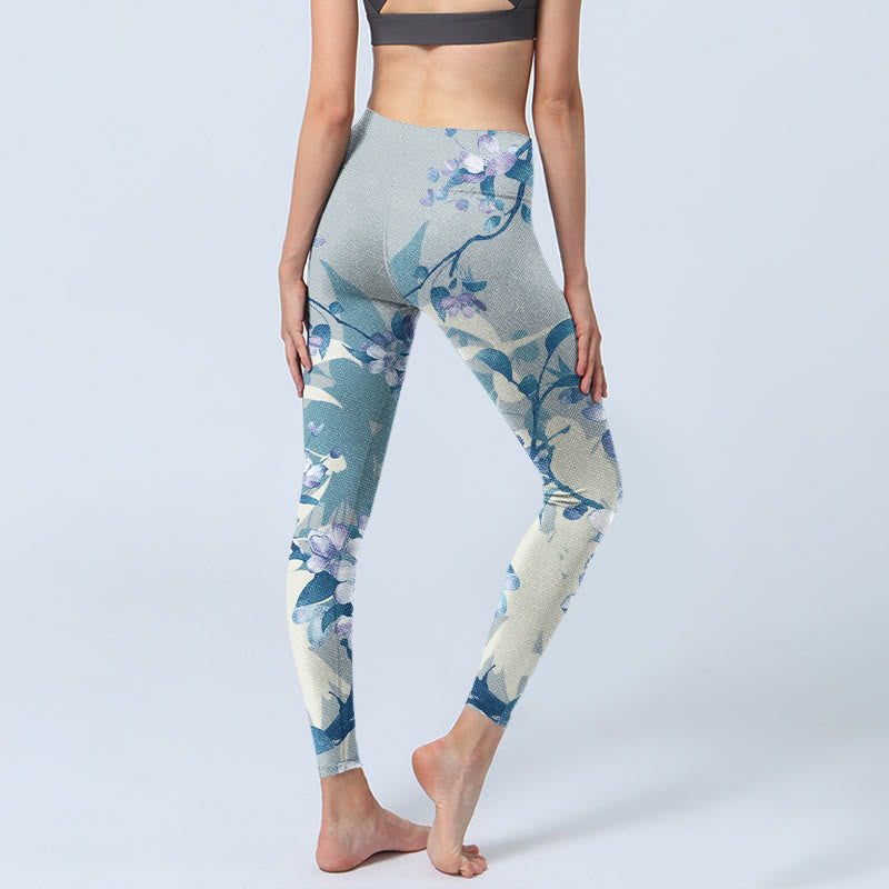 Leggings de yoga para mujer con estampado de flores blancas y azules y Buddha Stones - image 4
