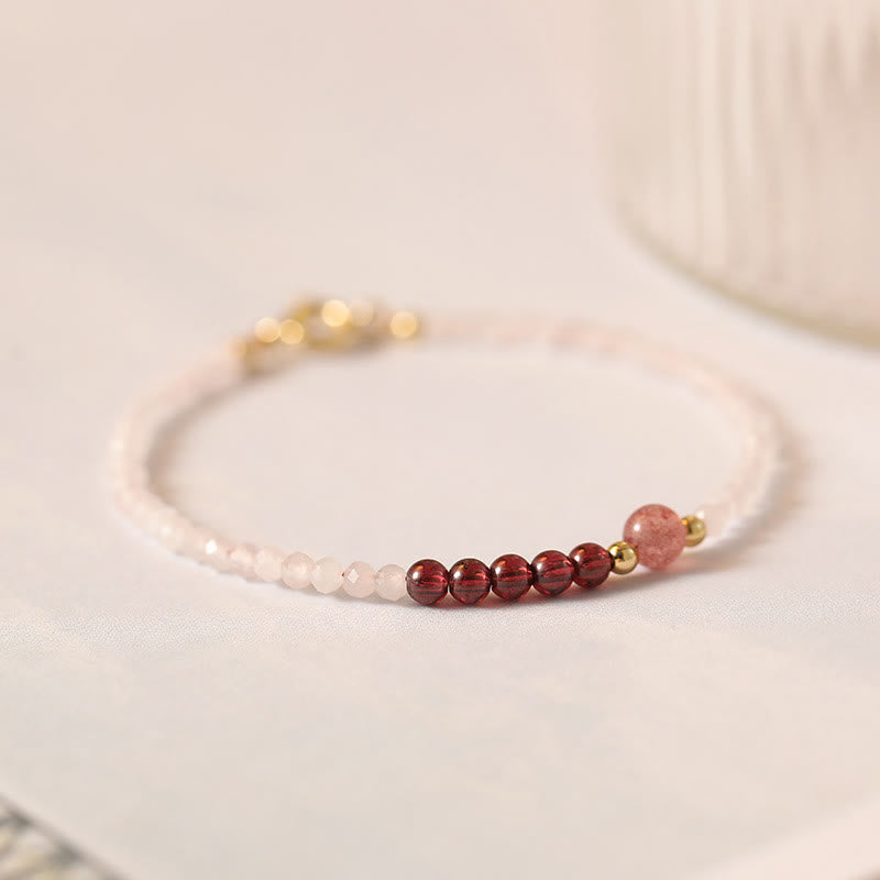 Pulsera de energía curativa con cuentas ultrafinas de cuarzo rosa, granate y cuarzo fresa de 2 mm de Buddha Stones