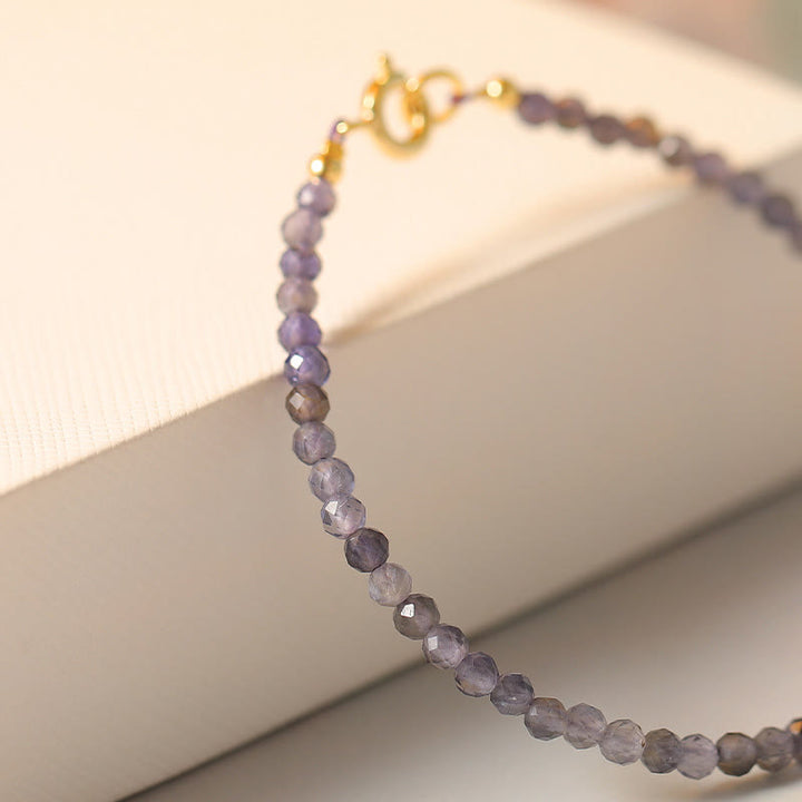 Pulsera de comunicación de cobre bañada en oro de 14 k con cuentas ultrafinas de iolita y amatista de 3 mm y Buddha Stones - image 2