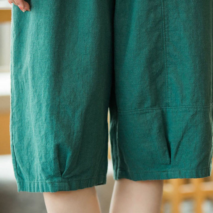 Pantalones cortos casuales de algodón y ramio de color liso con bolsillos para mujer de Buddha Stones