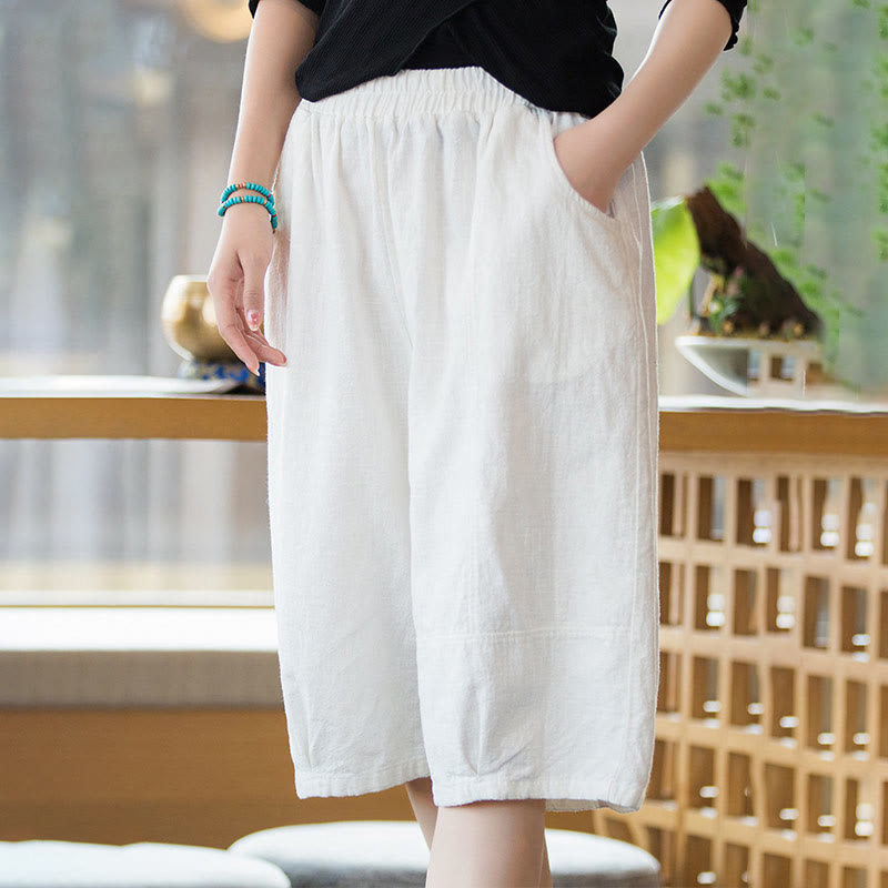 Pantalones cortos casuales de algodón y ramio de color liso con bolsillos para mujer de Buddha Stones