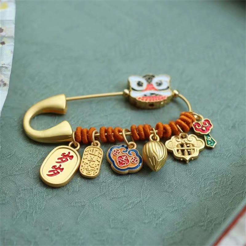 Broche de la suerte de cobre con capullo de loto y león danzante de Buddha Stones