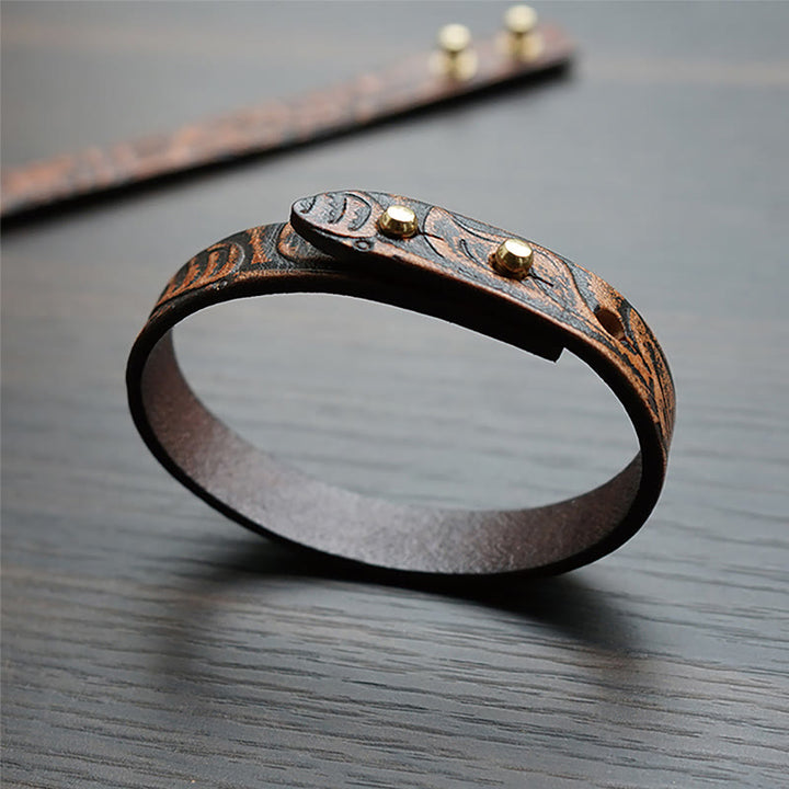 Pulsera de equilibrio con hebilla ajustable de cuero con estampado vintage de Buddha Stones
