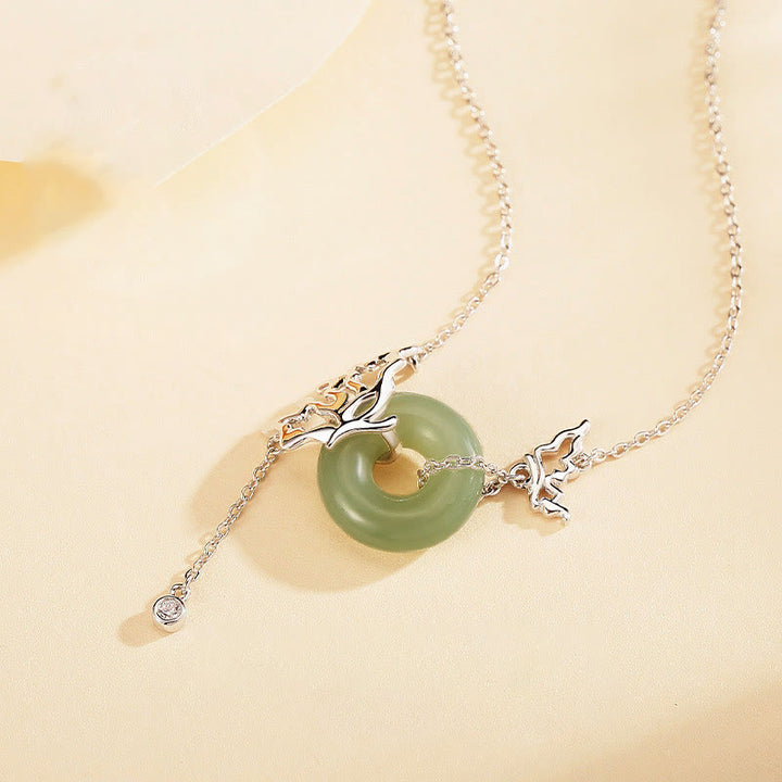 Buddha Stones Colgante de plata de ley 925 con forma de mariposa y hebilla de paz de jade hetiano natural - image 1