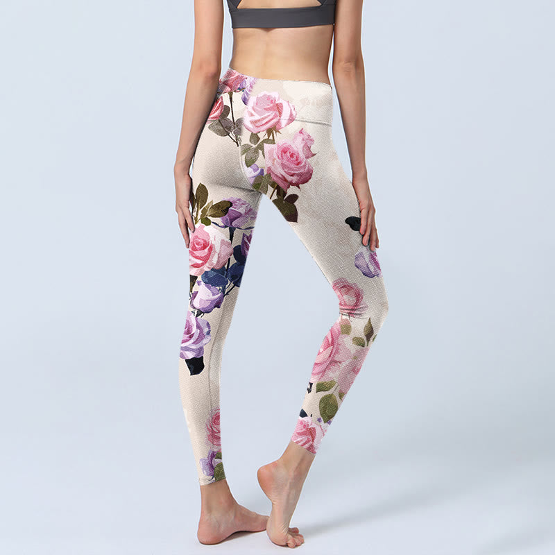 Leggings de yoga para mujer con estampado de flores rosas y Buddha Stones en color beige - image 4