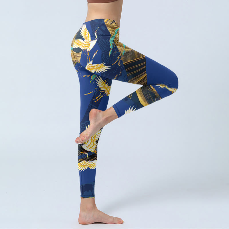 Leggings de yoga para mujer con estampado de grulla coronada roja y templo de montaña con Buddha Stones - image 4