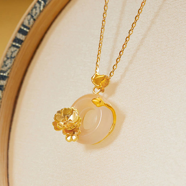 Colgante con forma de mariposa y flor de durazno en plata de Buddha Stones 925 natural con calcedonia blanca y hebilla de la paz - image 1