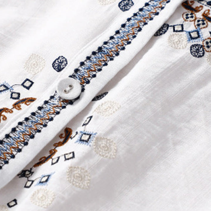 Camisa de lino y algodón de media manga con escote en V y diseño de flores bordadas de estilo bohemio para mujer con Buddha Stones - image 3