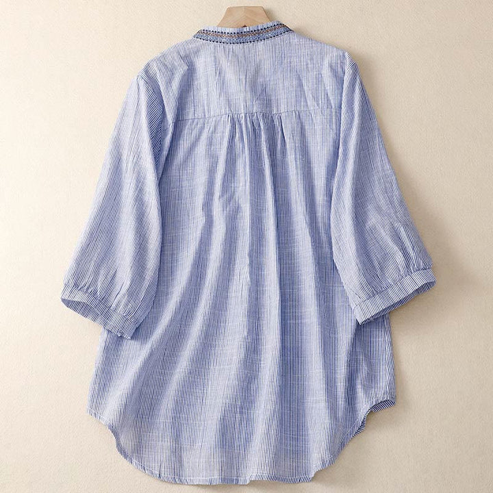 Camisa informal de manga corta con cuello en V y diseño bohemio de flores bordadas con Buddha Stones para mujer. - image 6