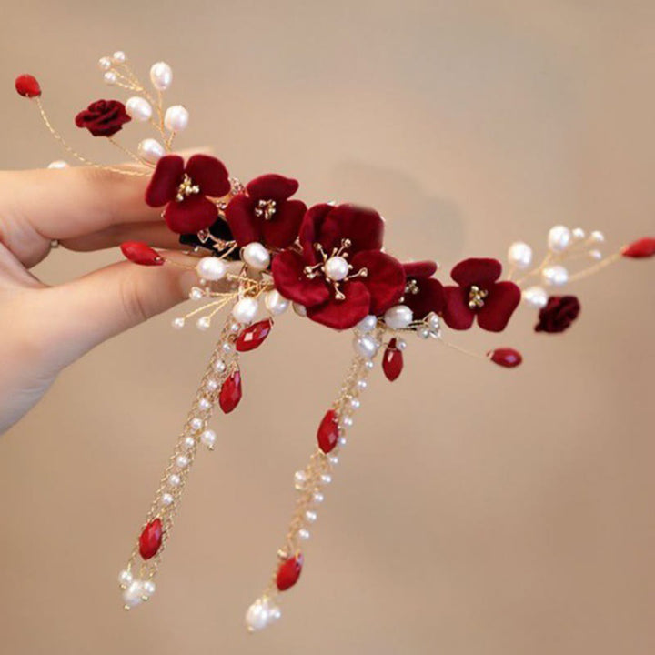 Pinza para el pelo de novia con rosas rojas y piedras de Buddha Stones para boda oriental china