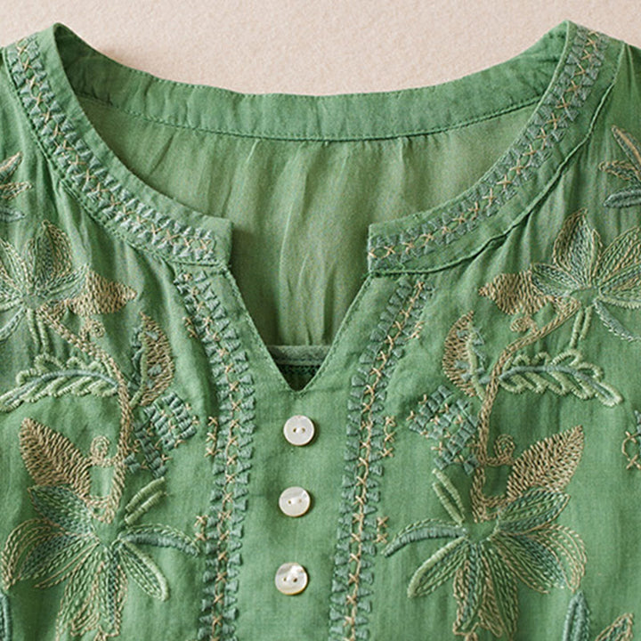 Camisa de algodón de manga corta con cuello en V y diseño de plantas bordadas informales con Buddha Stones para mujer - image 24