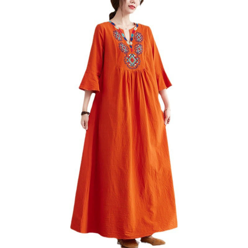 Vestido midi informal de lino y algodón con cuello en V y mangas tres cuartos con estampado floral bordado de Buddha Stones - image 12