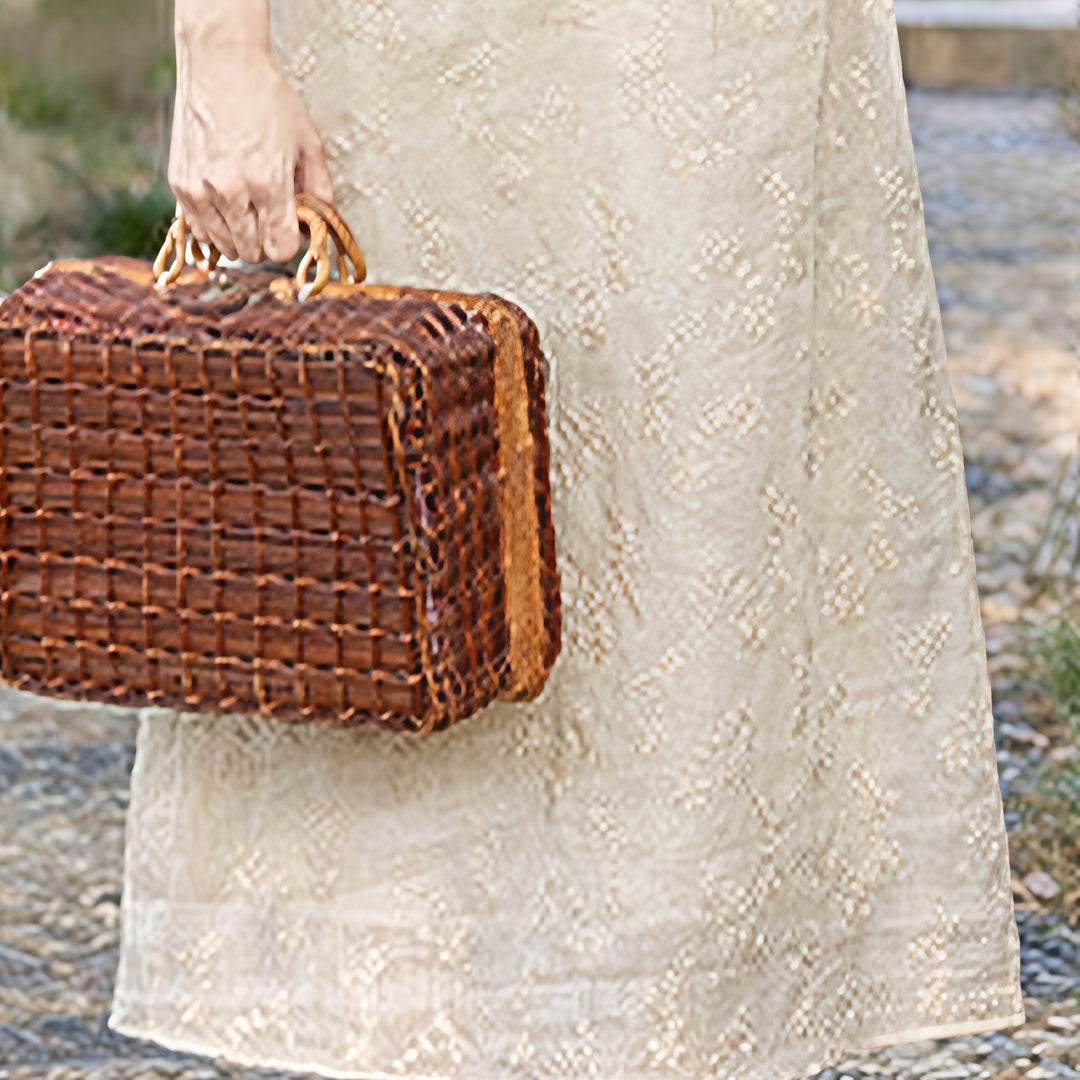 Vestido midi informal de ramio con cuello alto, media manga y bordado de Buddha Stones con bolsillos - image 5