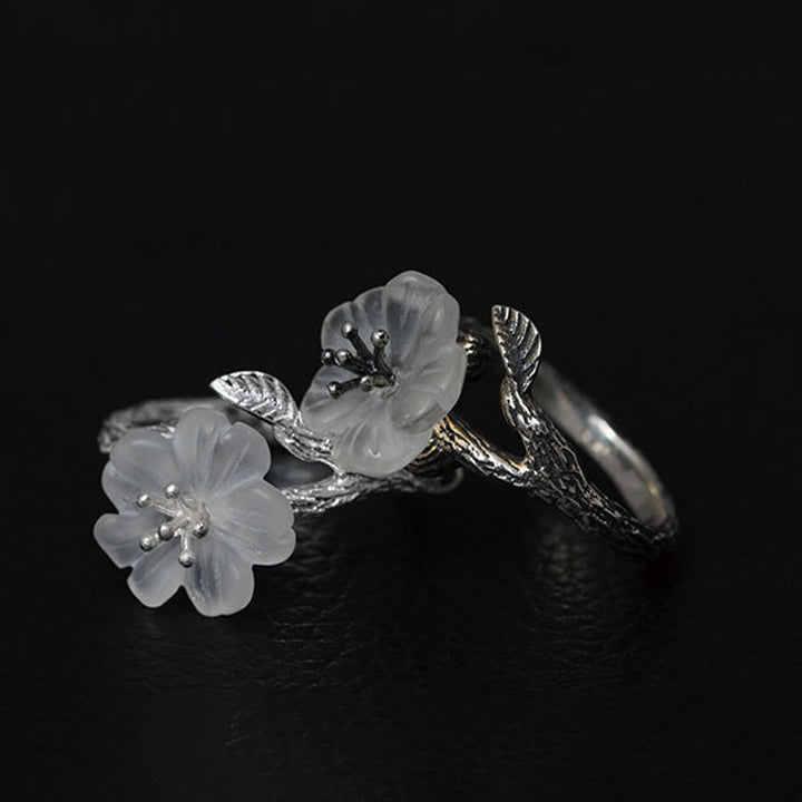 Anillo curativo ajustable con diseño de flor de esqueleto de cristal blanco de plata de ley 925 con Buddha Stones