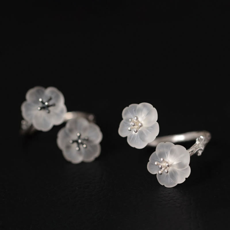 Anillo de protección ajustable con doble flor de ciruelo y cristales blancos de plata de ley 925 de Buddha Stones - image 1