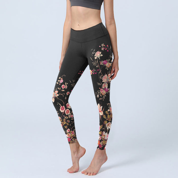 Leggings de yoga para mujer con estampado de flores beige y rosas rosas con Buddha Stones - Negro - US18，UK/AU22，EU50 (4XL) - image 0