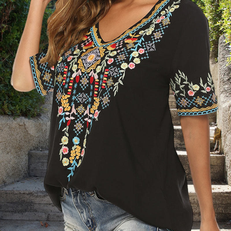 Camiseta de algodón para mujer con cuello en V y manga corta con diseño floral bordado de Buddha Stones - image 12