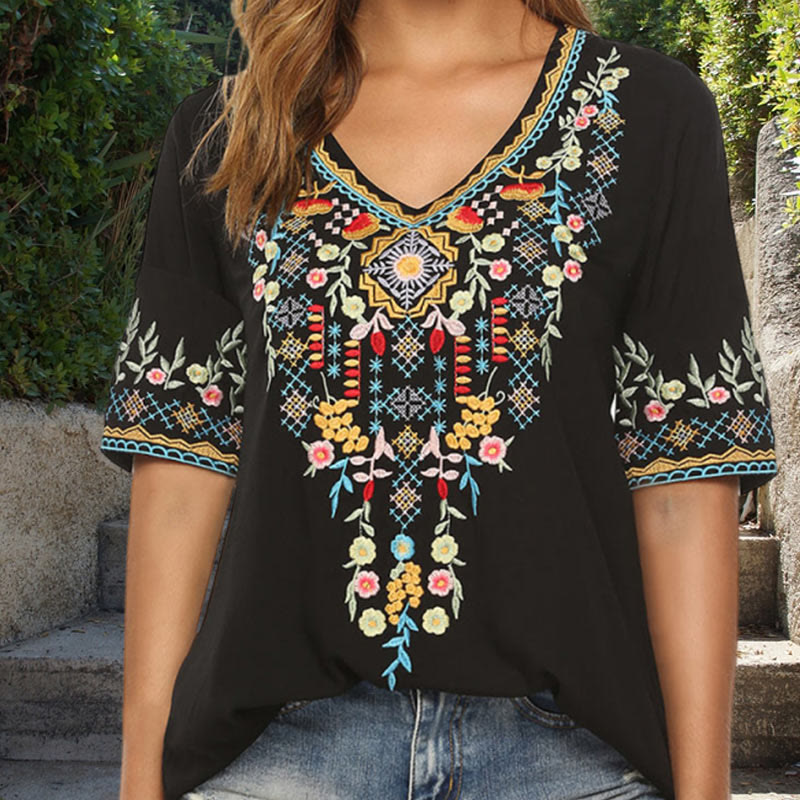 Camiseta de algodón para mujer con cuello en V y manga corta con diseño floral bordado de Buddha Stones - Negro - US12, UK/AU16, EU44 (3XL) - image 11